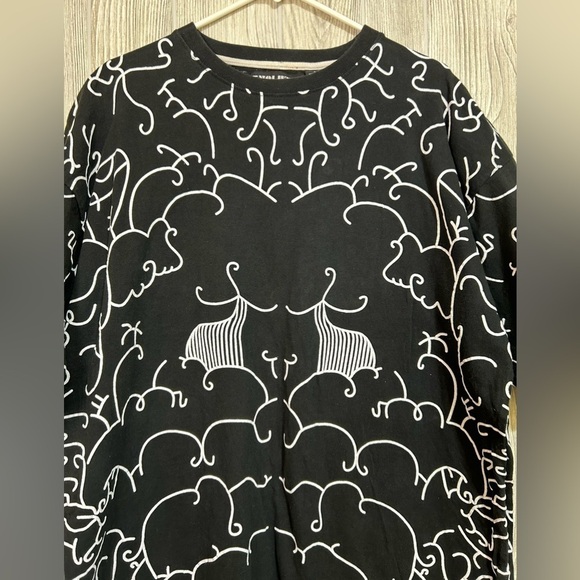 Evolution in Design Abstract Stylized Lion Cloud Design T Shirt Size Large - Picture 3 of 11